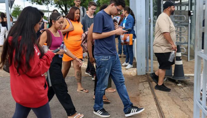 © Jose Cruz/Agência Brasil Falta um mês para o primeiro dia de provas do Enem 2025